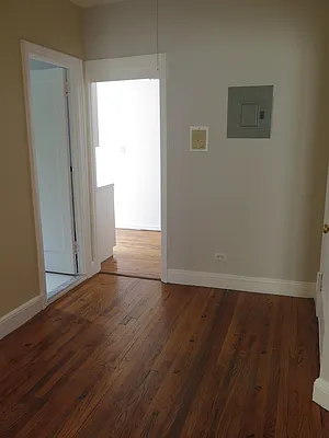 Rented by Compass | media 10
