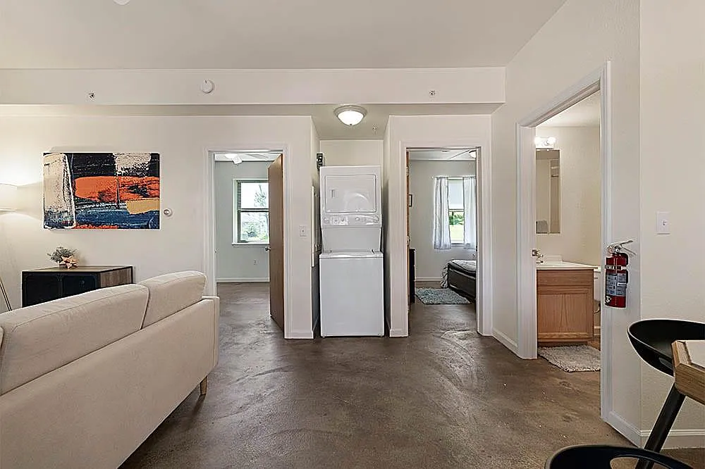 University Park Apartments — Photo 2