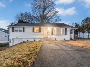 277 Bamford Ave, Waterbury, CT 06708