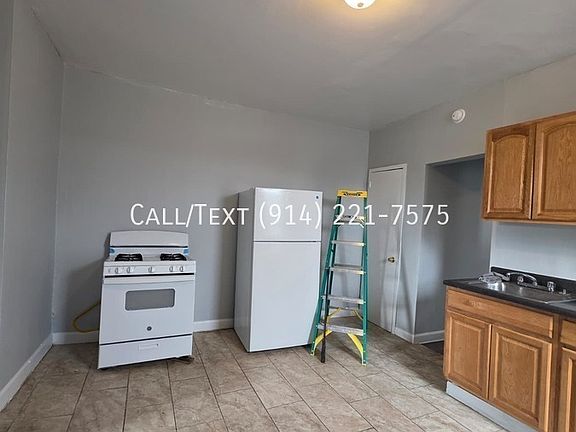 3rd image of 20 Orchard St #4L