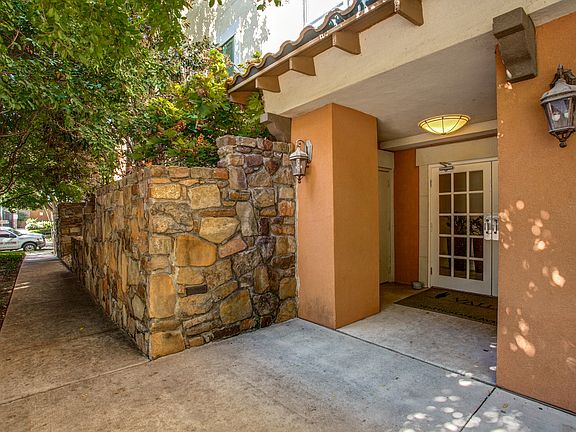4th image of 3818 Holland Ave APT 108