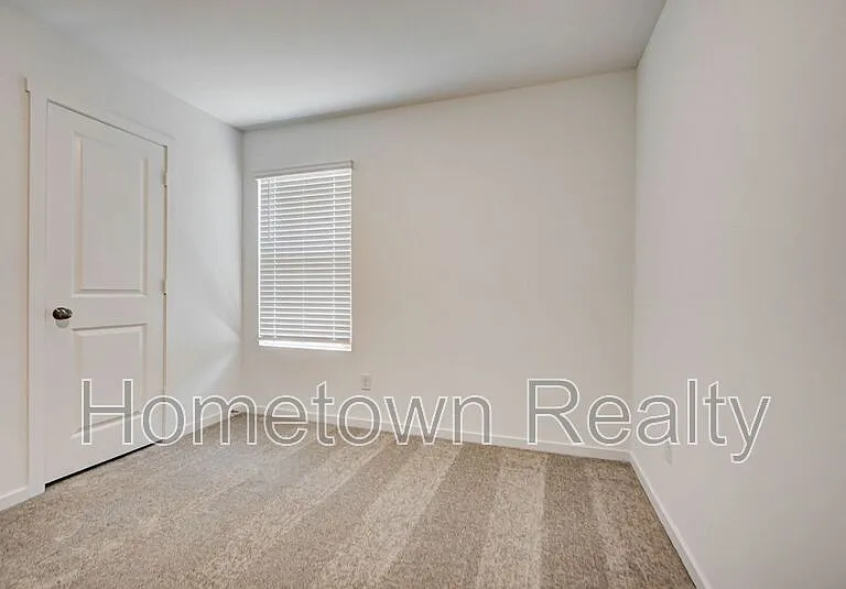 9612 NW 123rd St — Photo 26