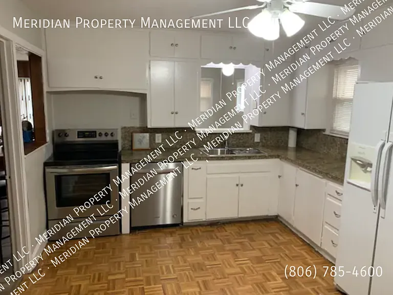 2819 33rd St — Photo 7