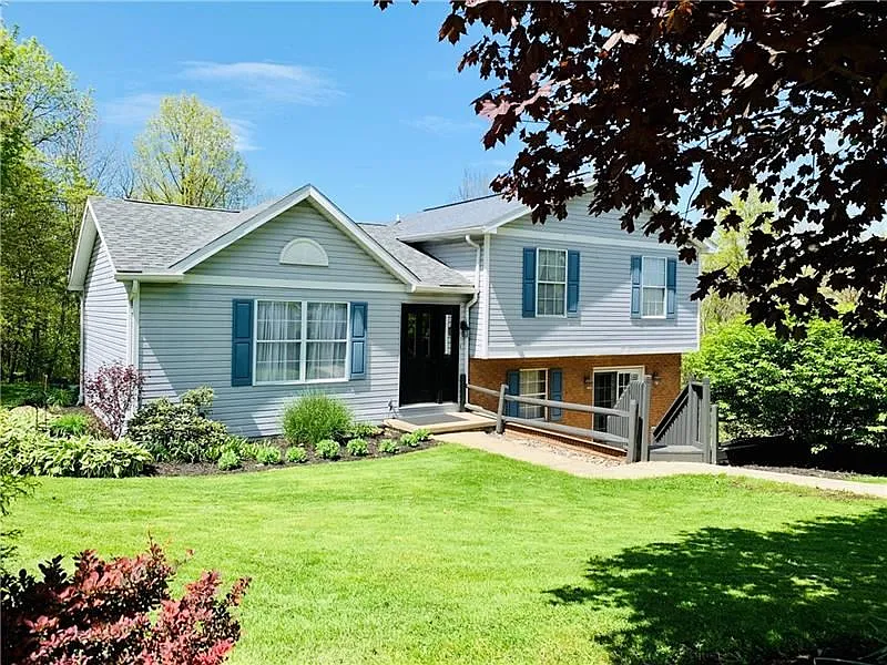 191 Michael Dr photo 1