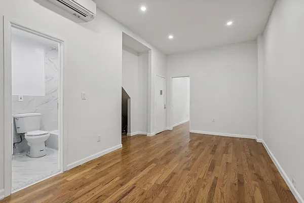 Rented by Compass | media 4