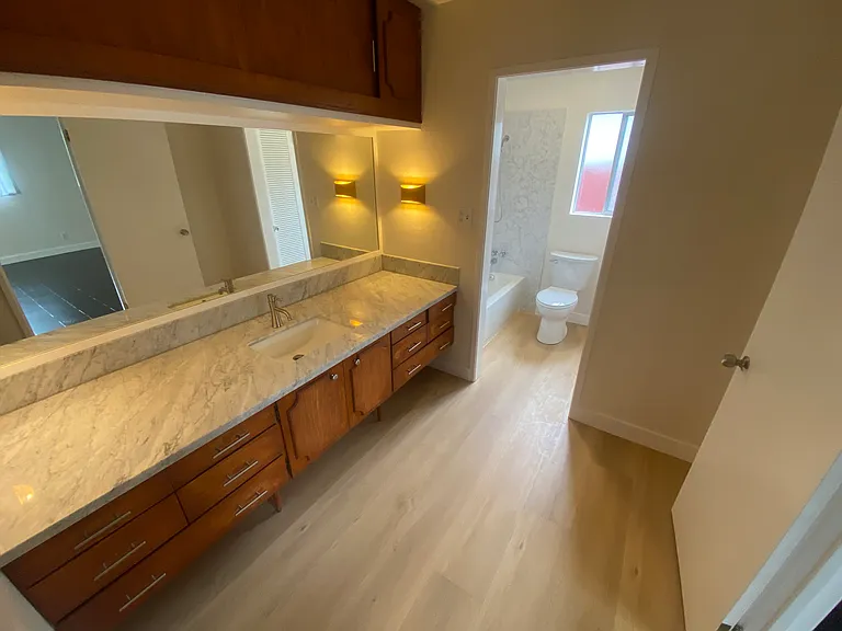 204 Haight Ave — Photo 4
