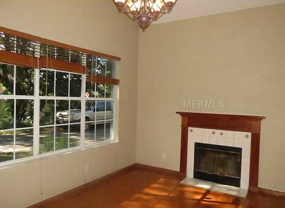 4th image of 18538 Lake Emma Dr