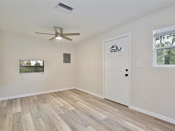 5th image of 216 E Atwater Ave