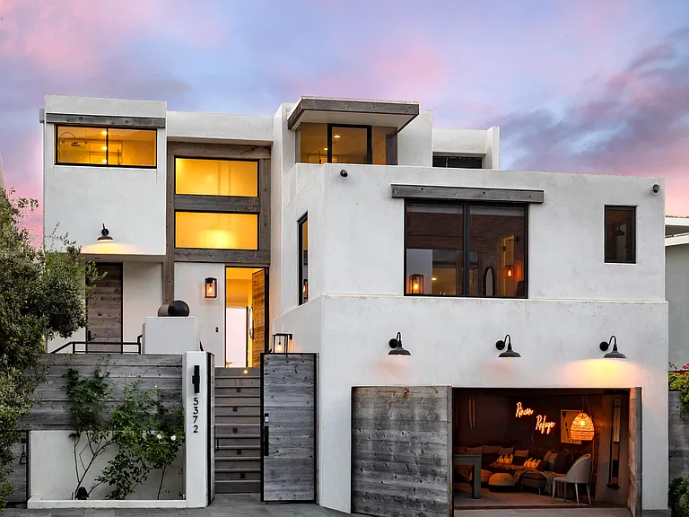 5372 Rincon Beach Park Dr — Photo 28