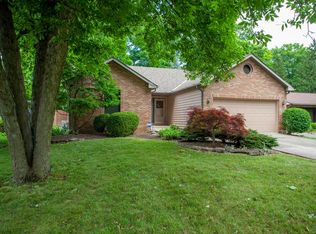 2626 Woodley Rd, Columbus, OH 43231