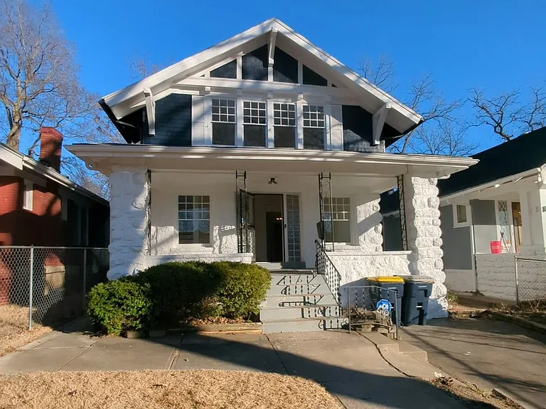 4119 S Benton Ave — Photo 1