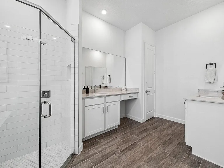 655 Hookline Cir — Photo 26
