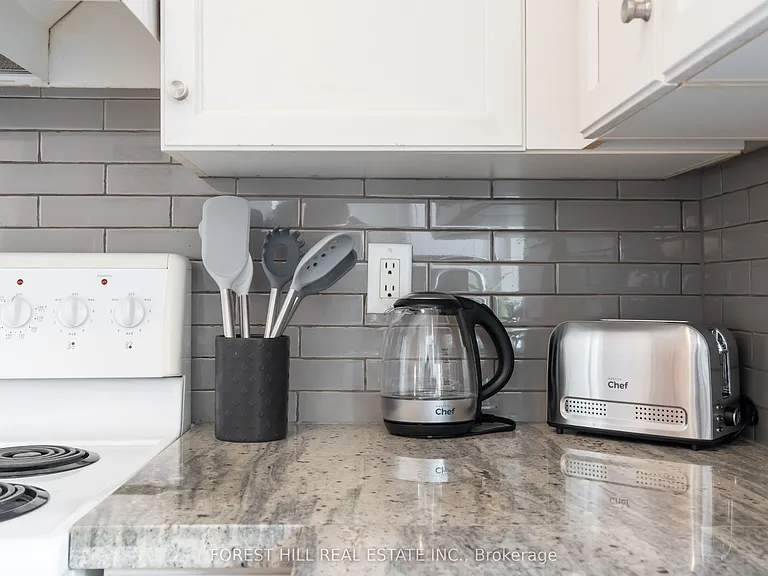 115 Richmond St E #701 — Photo 18