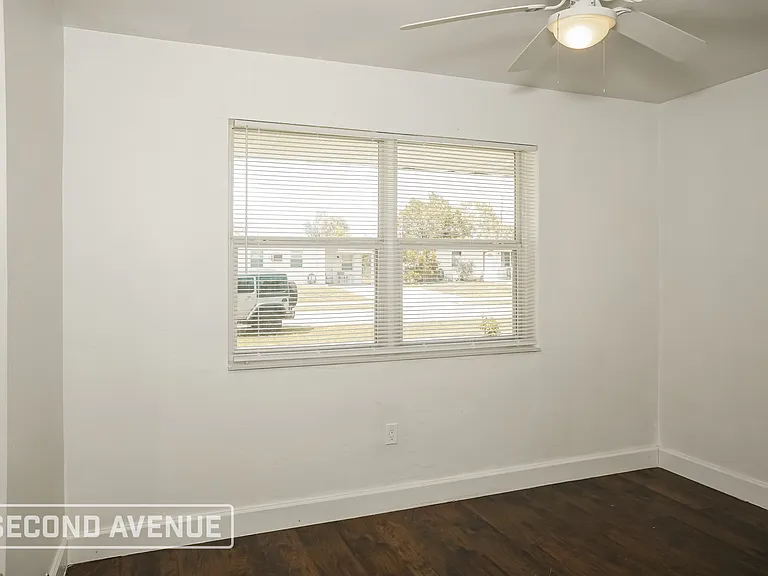 8617 Shumock Ave — Photo 15