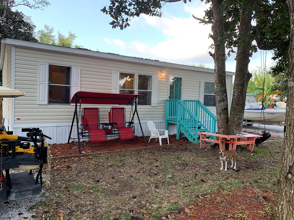 1st image of 21 Shady Ln N