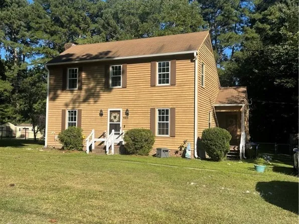 423 Abbott Dr, Sanford, NC 27330