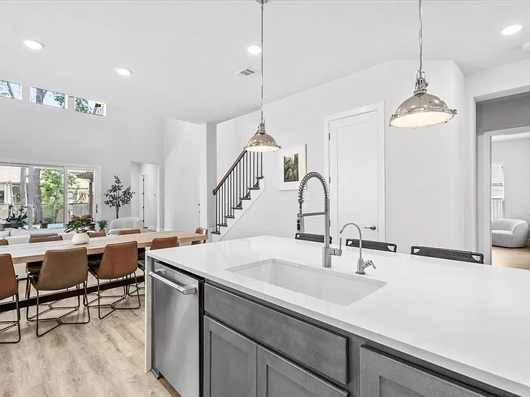 28 Clearview Terrace Pl — Photo 14