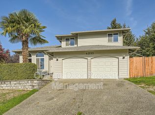 4233 SW 338th St, Federal Way, WA 98023