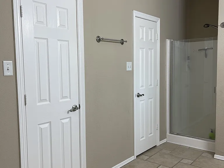 5025 Bayberry Dr — Photo 6