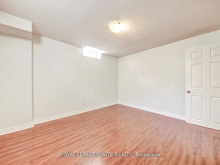 16 Sophia Rd #BASEMENT — Photo 16