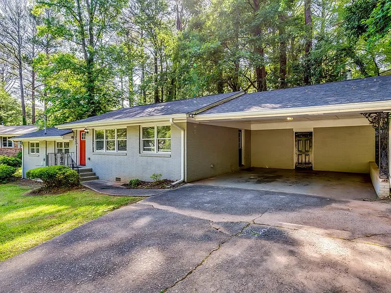 3482 Scenic Dr — Photo 1