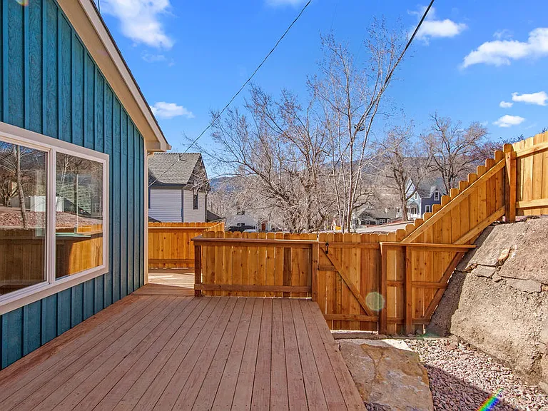 2436 W Kiowa St — Photo 3