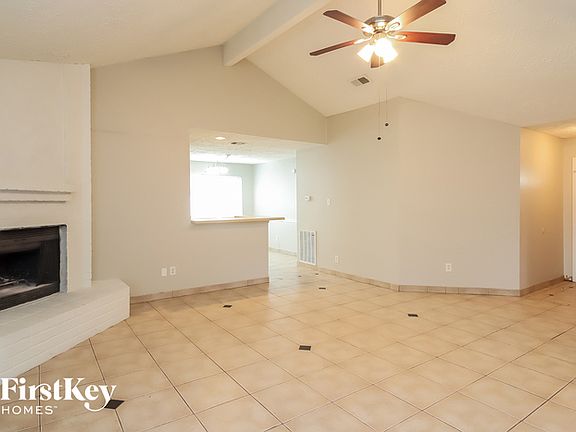 3rd image of 3727 Gamlin Bend Dr