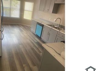 9015 Lawncliff Ln, Houston, TX 77040
