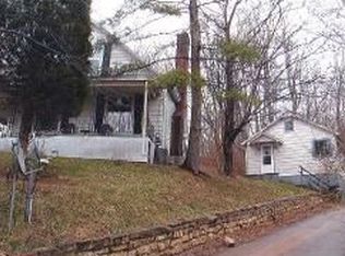 105 Langtree St, Aurora, IN 47001