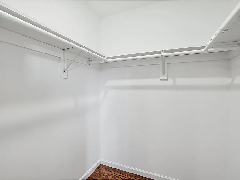 531 Livingston St #B — Photo 15