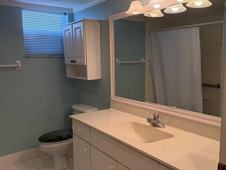 670 E Lake Jasmine Cir #106 — Photo 9