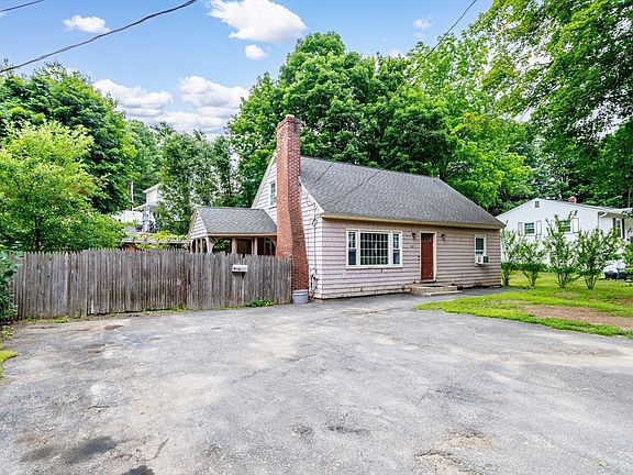 2nd image of 547 Elm St