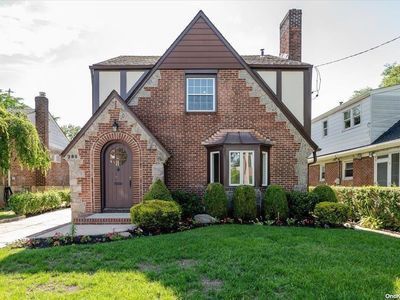 385 Roxbury Road S, Garden City, NY, 11530