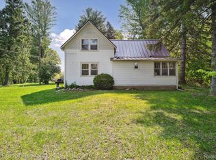 67 Suuppi Dr, Lapeer, MI