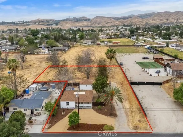 32568 Kentucky St, Yucaipa, CA 92399