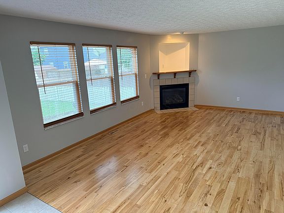 2nd image of 1149 Dorset Dr