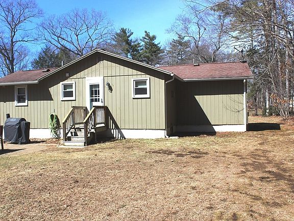 3rd image of 35 Nashoba Rd