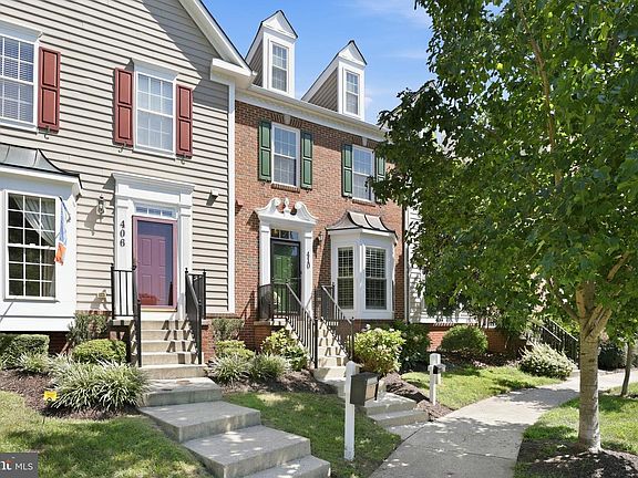 3rd image of 410 Lynette St