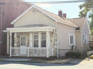 809 W Main St, Mt Pleasant, PA 15666