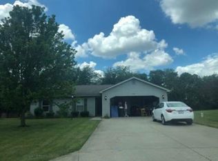 1919 N Vicky Ln, Warsaw, IN 46582