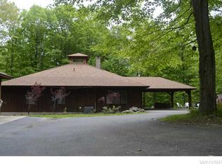 1855 New Jerusalem Rd, Angola, NY 14006