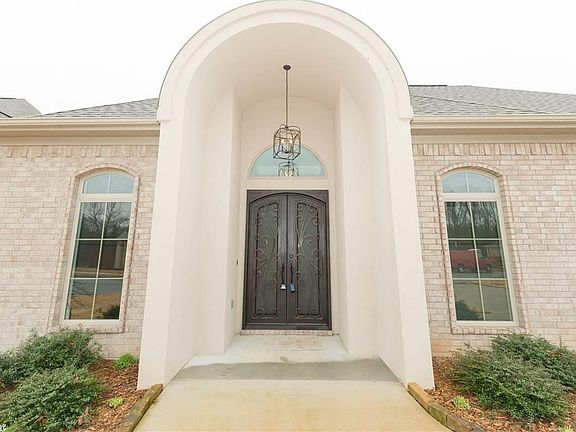 2nd image of 7533 Garden Way Dr