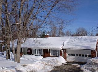 33 E Gate Rd, Danbury, CT 06811