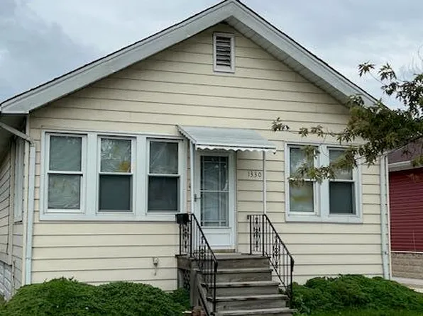 1330 Stanton Ave, Whiting, IN 46394