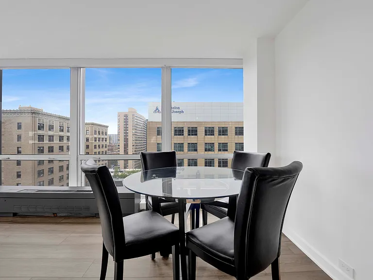 340 W Diversey Pkwy #1216 — Photo 7