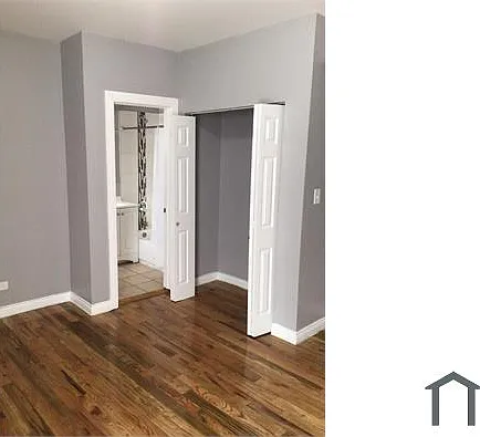 11027 S King Dr — Photo 4