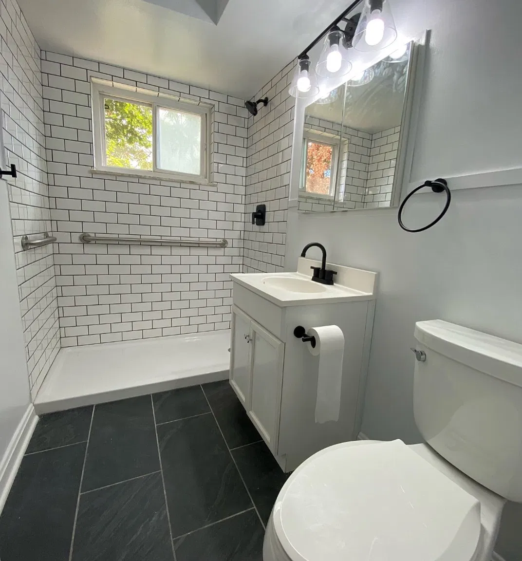2 bed, 900 sqft, $1,350 — Photo 2