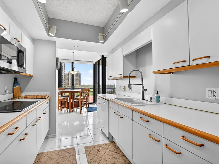 4100 N Ocean Dr #604 — Photo 16