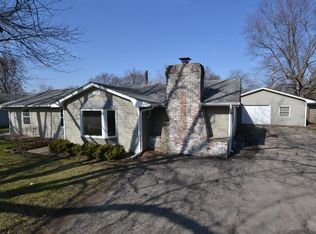 2421 Essington Rd, Joliet, IL 60435