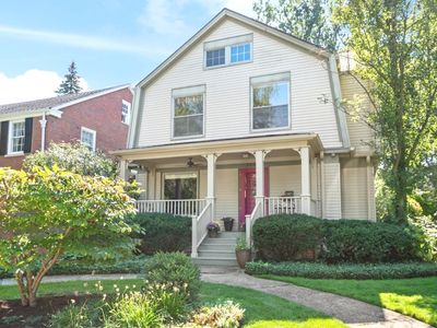 2622 Harrison St, Evanston, IL, 60201